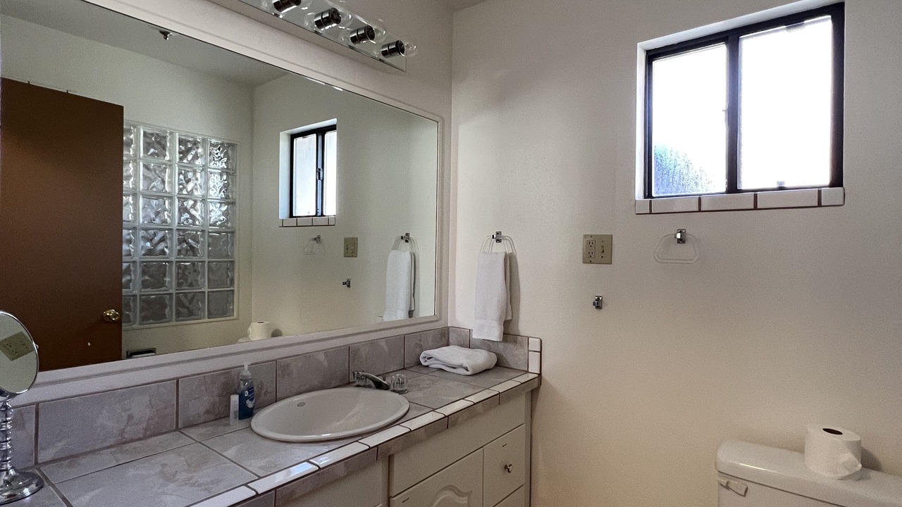 Photo of Bathroom in Oak Shores