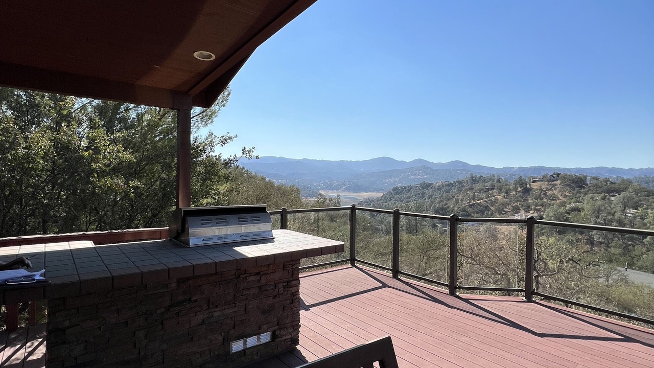 Photo of Patio Balcony in Oak Shores