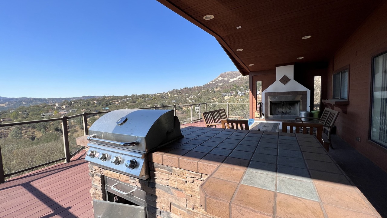 Photo of Patio Balcony in Oak Shores