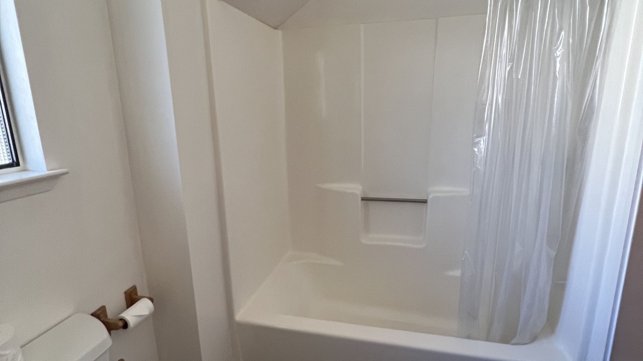 Photo of Bathroom in Oak Shores