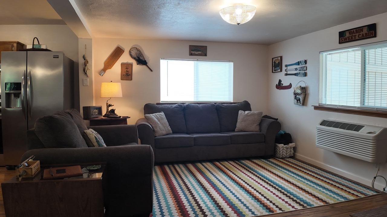 Photo of Livingroom in Klamath Falls