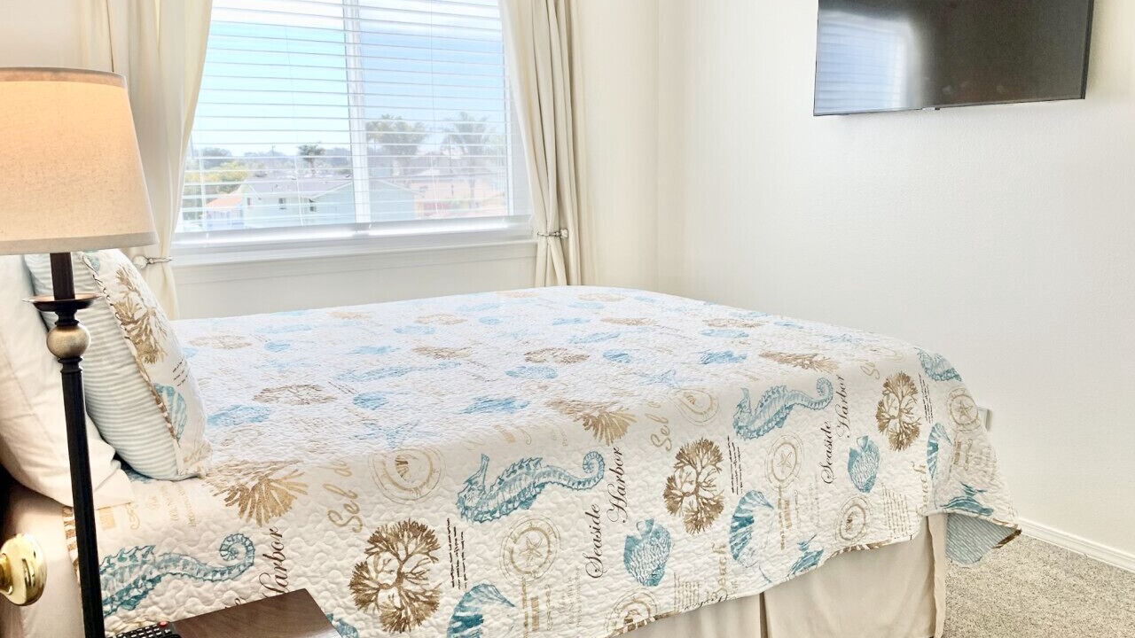 Photo of Bedroom in Downtown