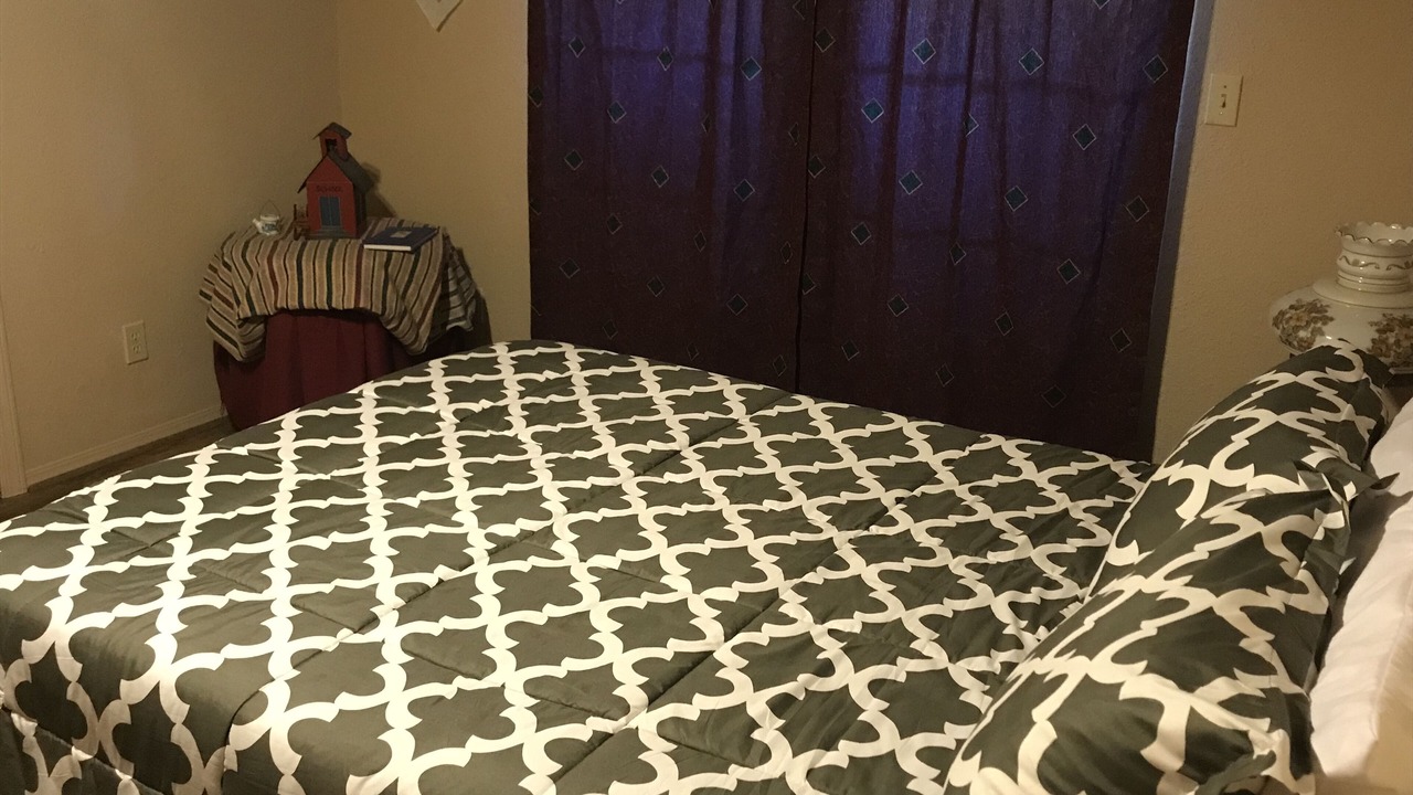 Photo of Bedroom in North Fork