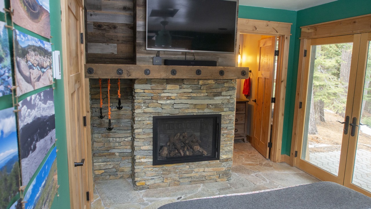 Photo of Bedroom in Christmas Valley