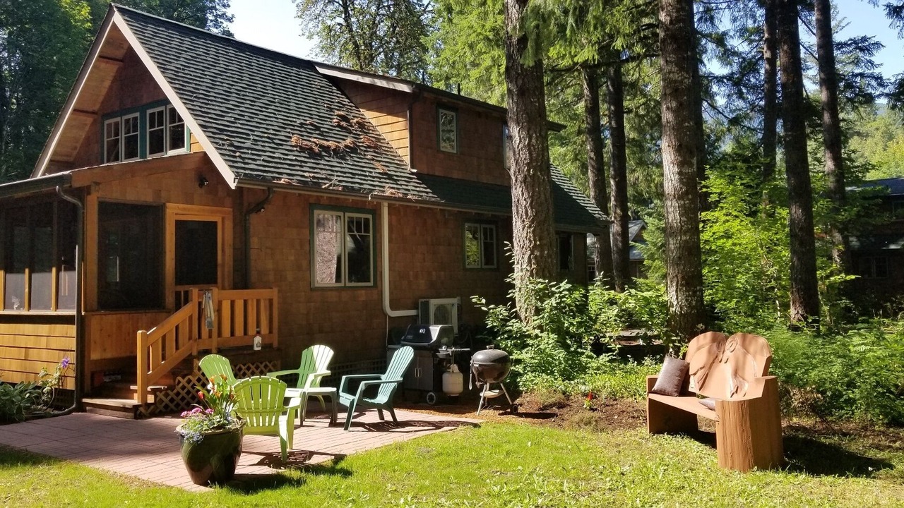 Photo of Outdoor in McKenzie Bridge
