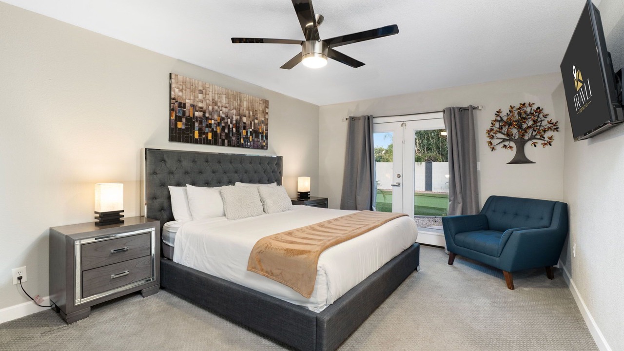 Photo of Bedroom in Summit Ridge