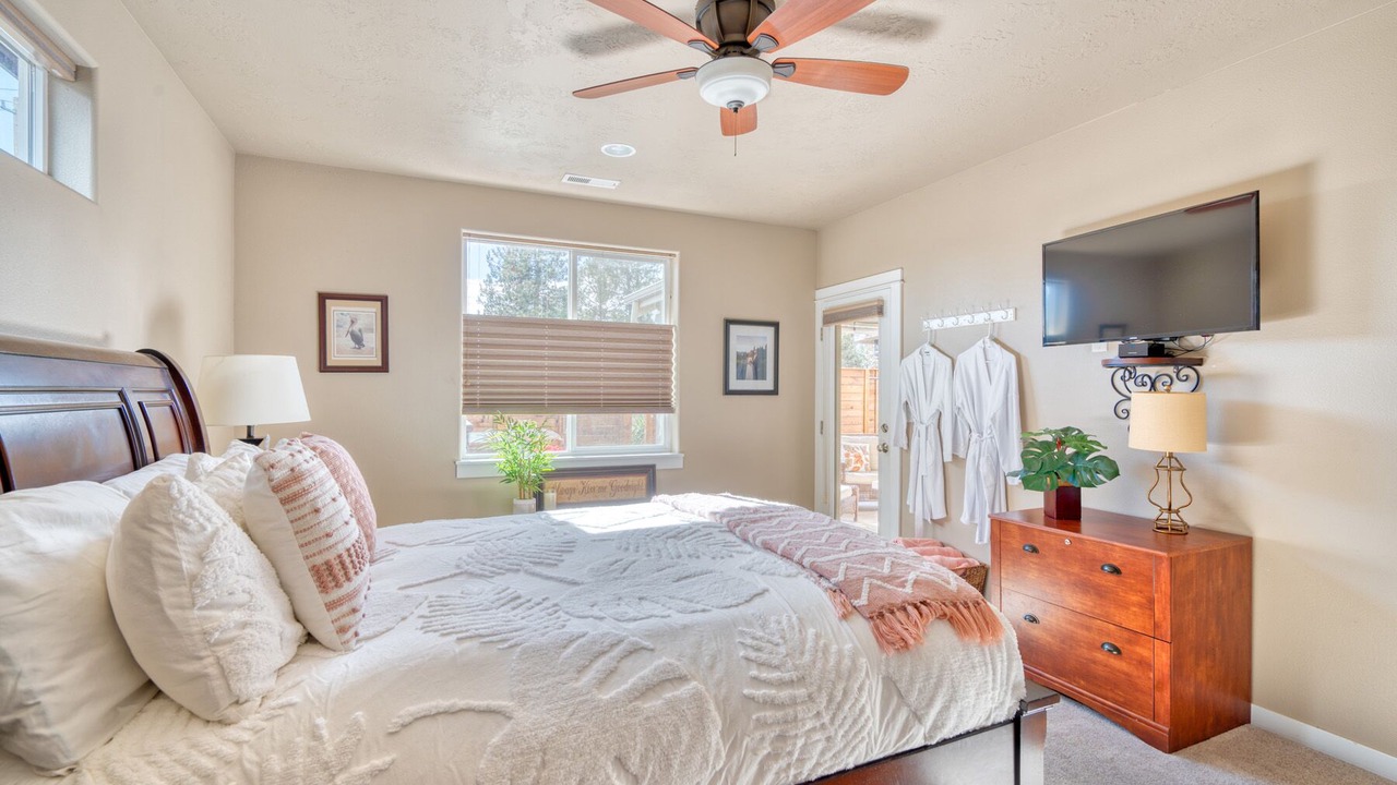 Photo of Bedroom in Larkspur