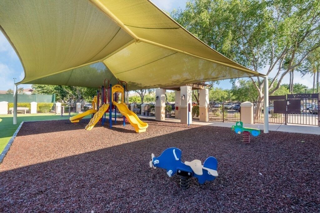Photo of Others in South Mountain