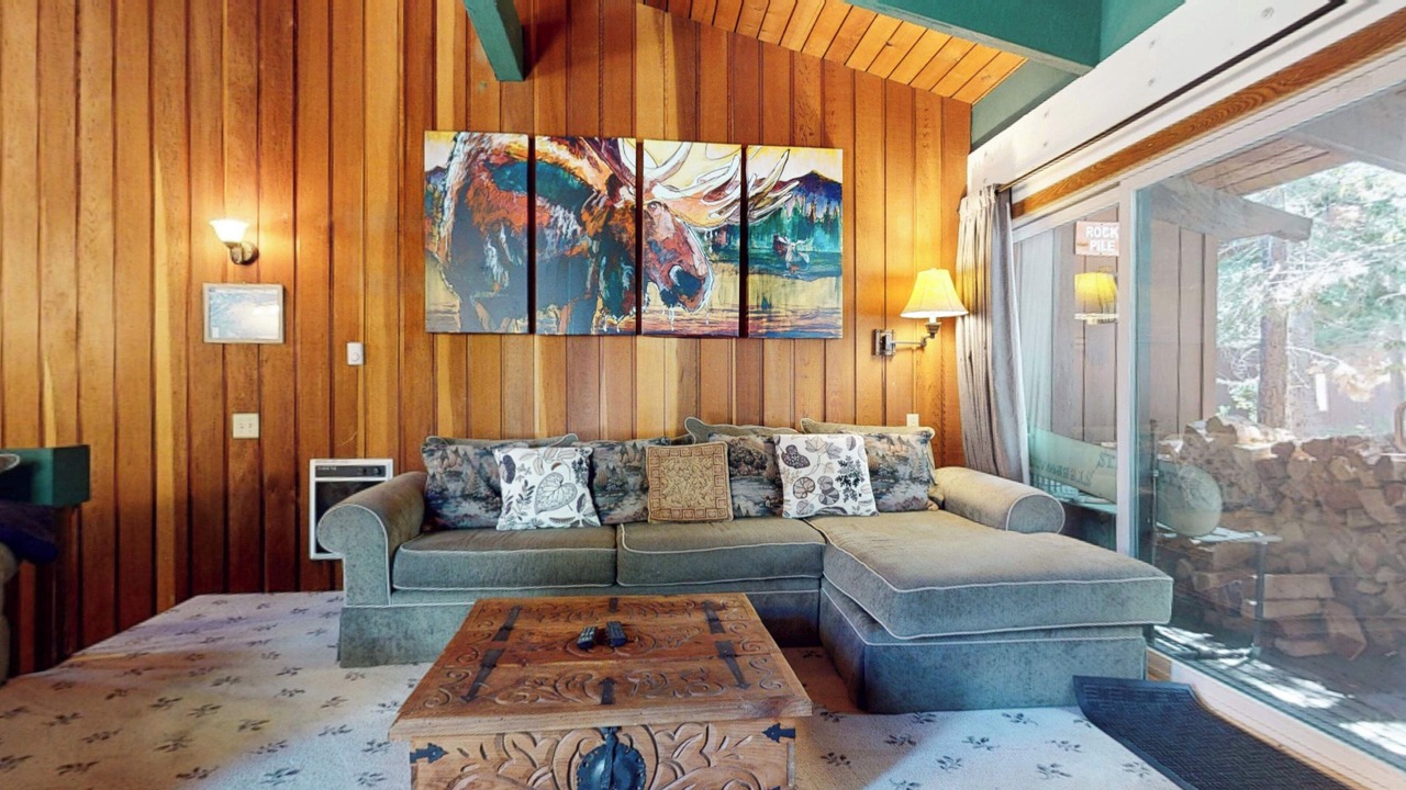 Photo of Livingroom in Mammoth Lakes