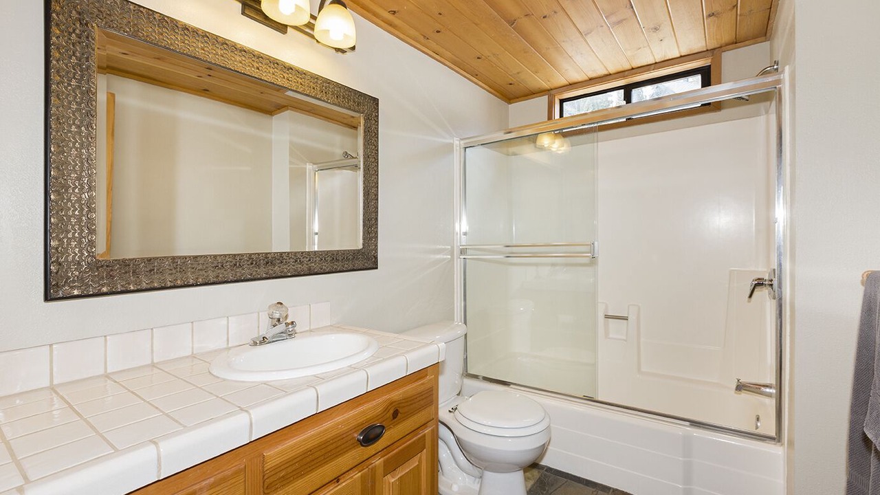 Photo of Bathroom in Alpine Meadows