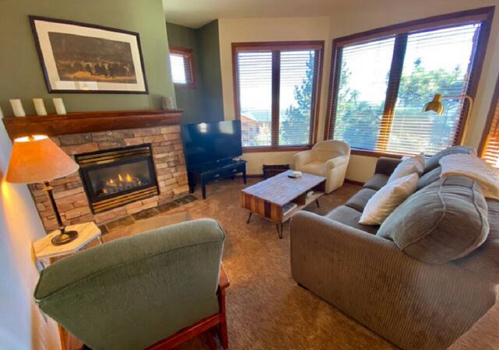 Photo of Livingroom in Mammoth Lakes