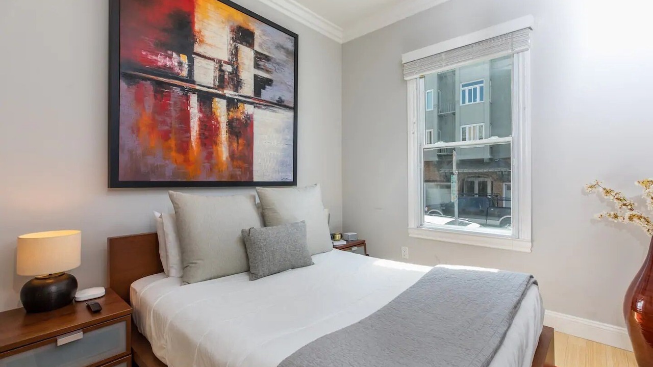 Photo of Bedroom in Nob Hill