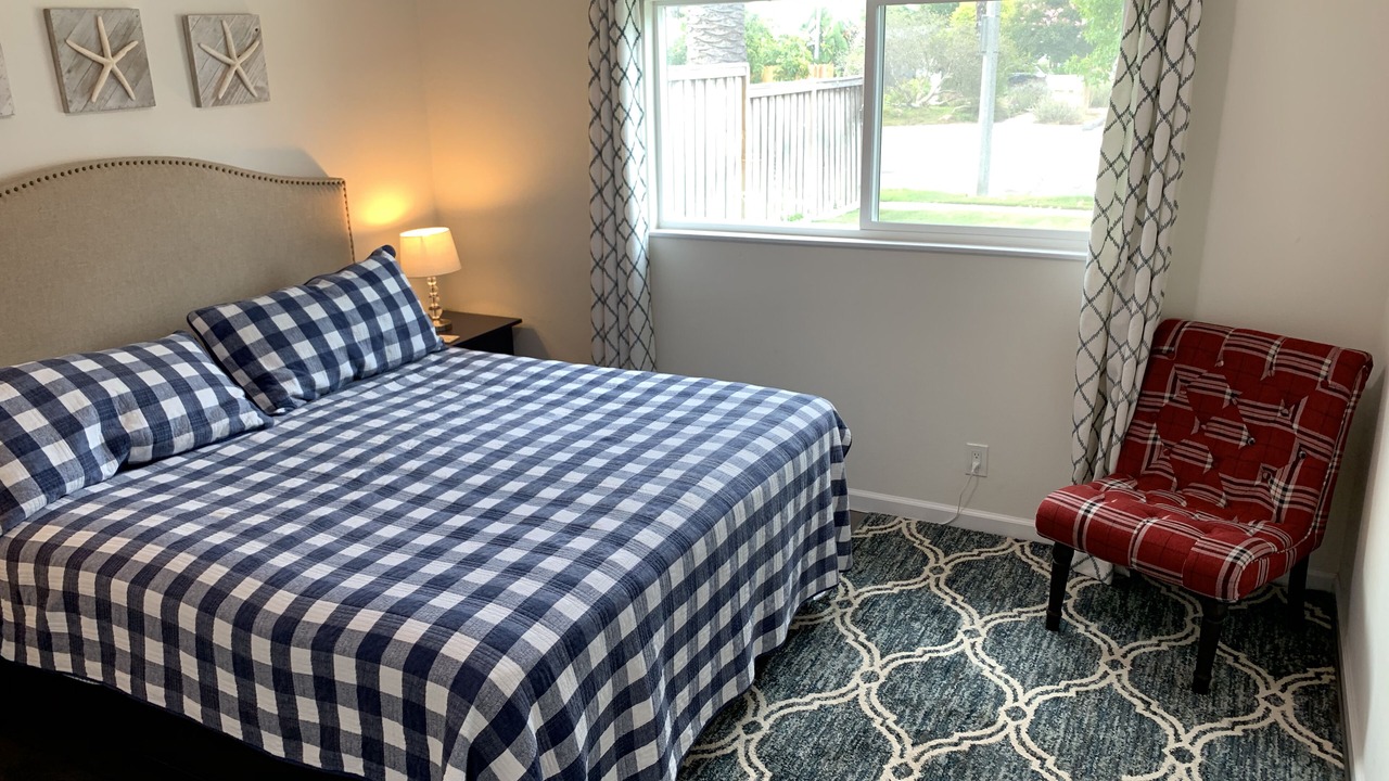 Photo of Bedroom in Costa Mesa