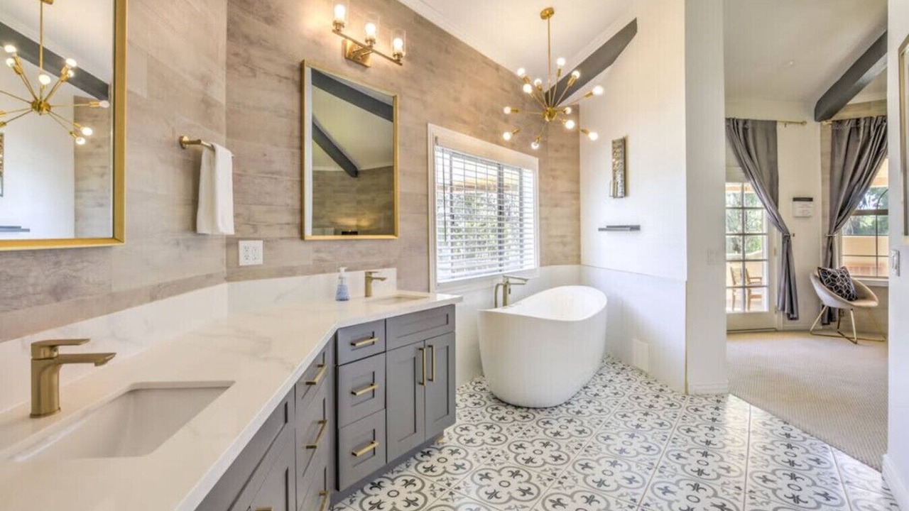 Photo of Bathroom in Green Valley North