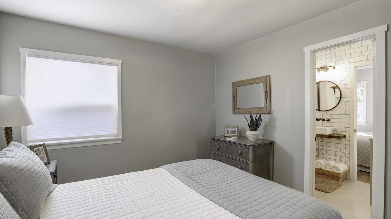 Photo of Bedroom in Avila Beach
