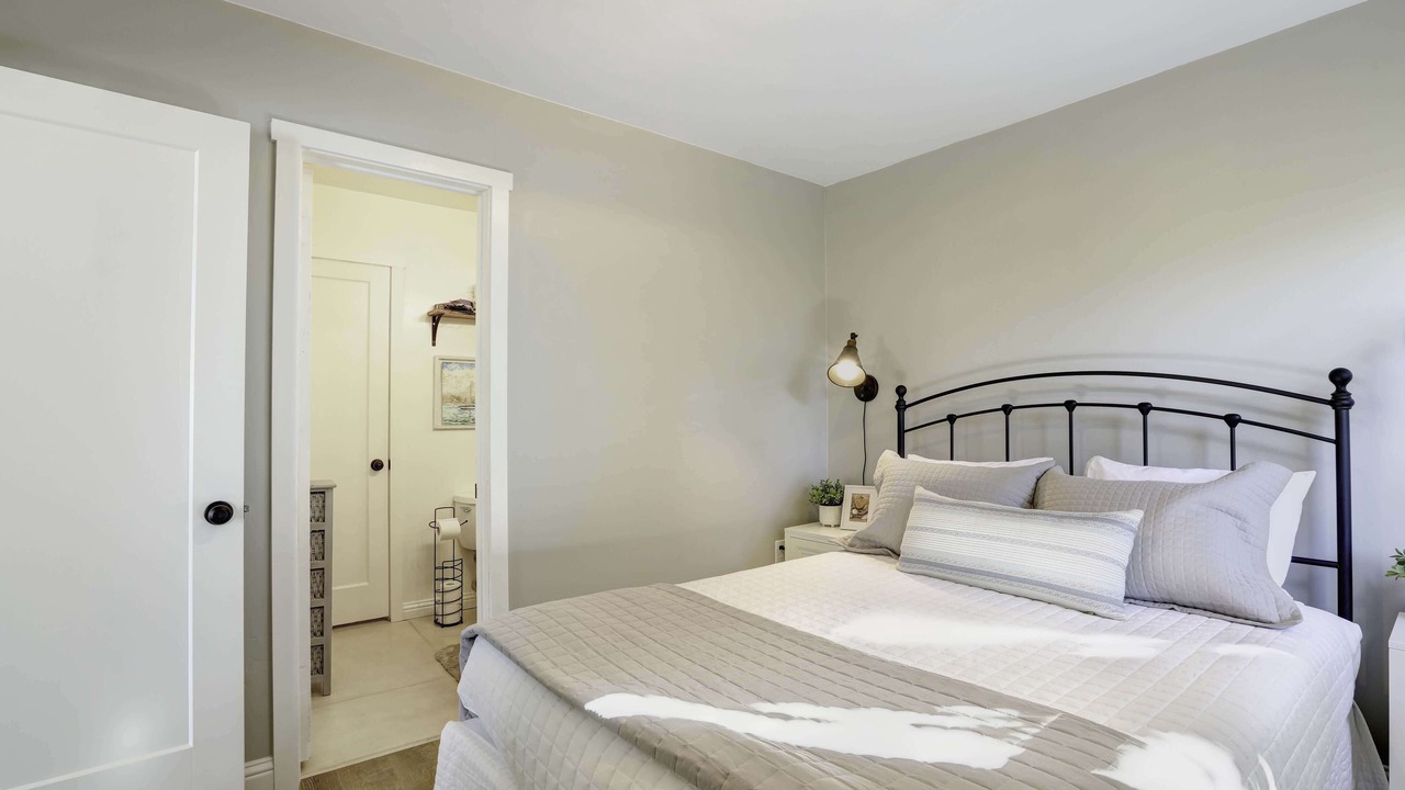 Photo of Bedroom in Avila Beach