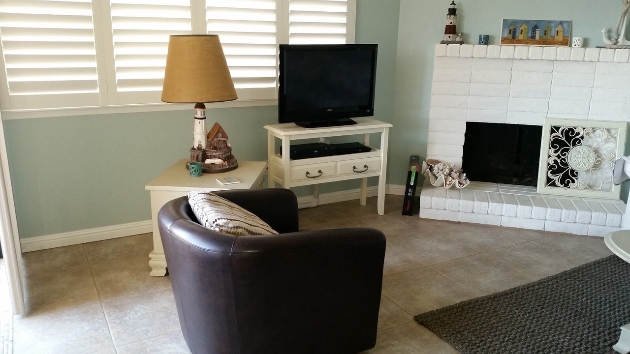 Photo of Livingroom in Downtown