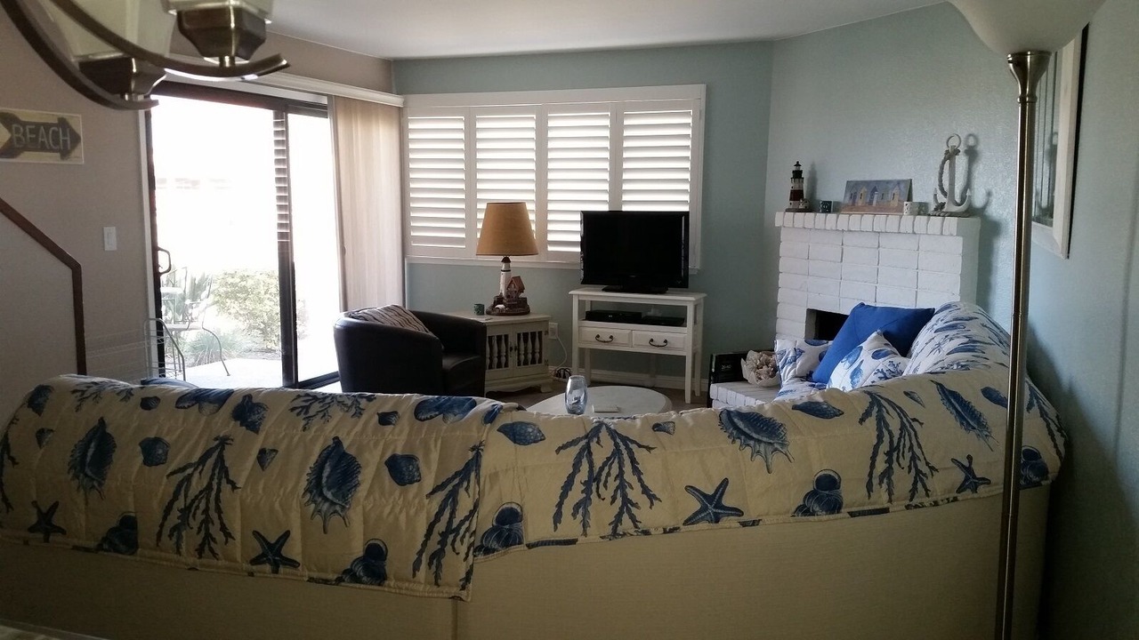 Photo of Livingroom in Downtown