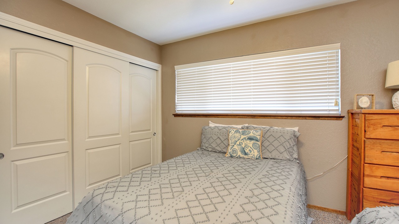 Photo of Bedroom in Downtown