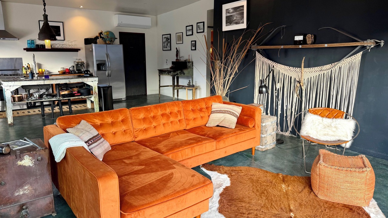 Photo of Livingroom in Lone Pine