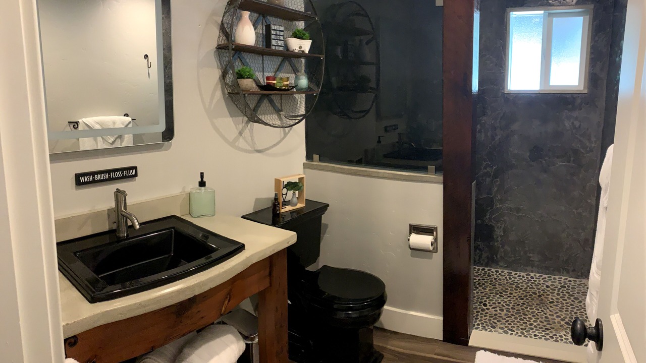 Photo of Bathroom in Murphys