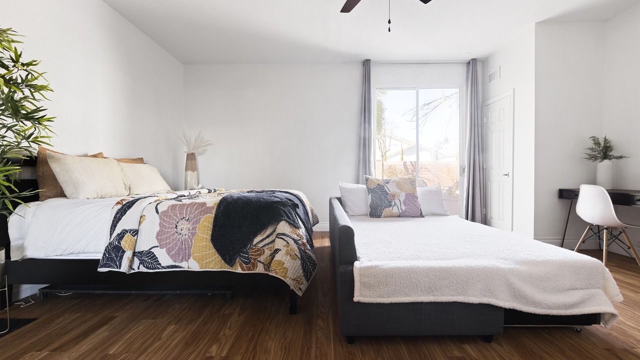 Photo of Bedroom in Summerlin South