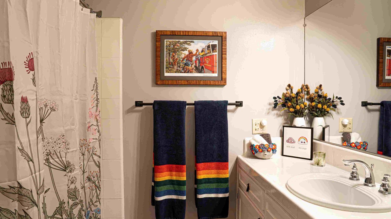 Photo of Bathroom in Blue Jay