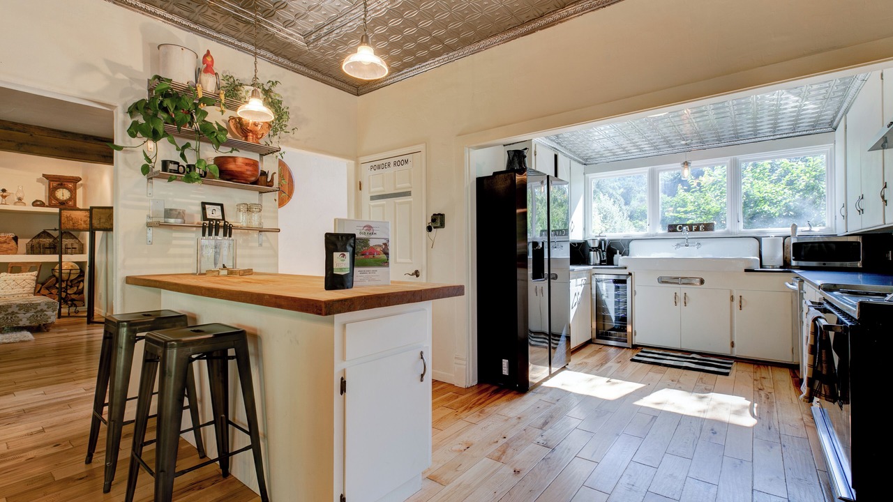 Photo of Kitchen in Newberg