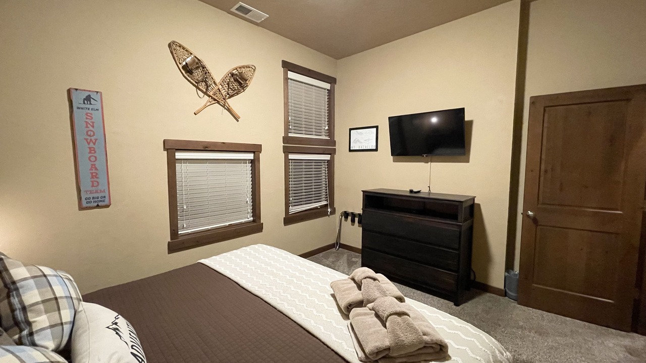 Photo of Bedroom in Sunriver