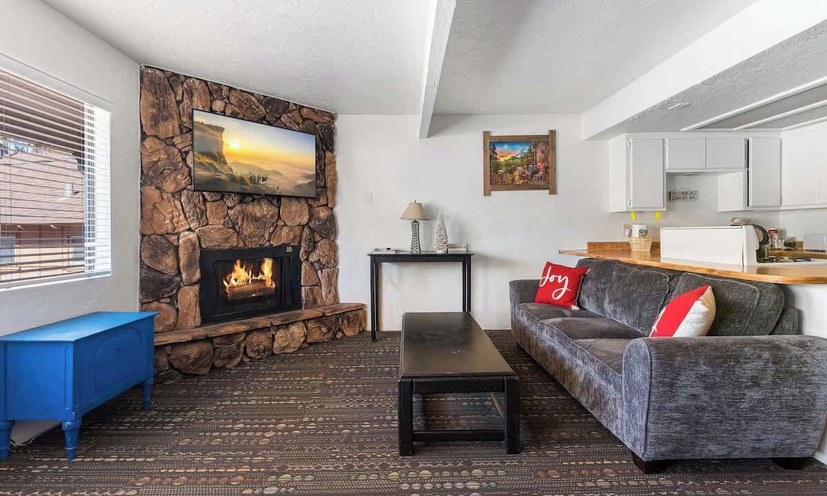 Photo of Livingroom in The Village