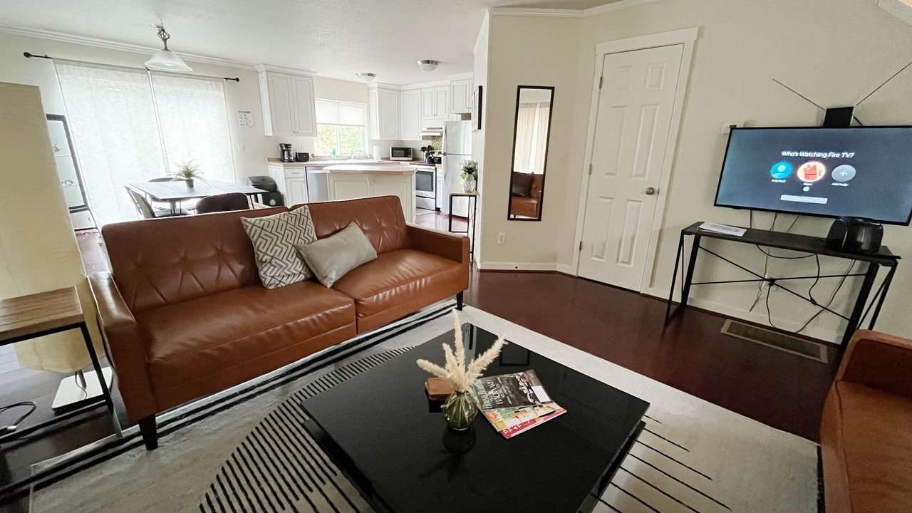 Photo of Livingroom in Milwaukie