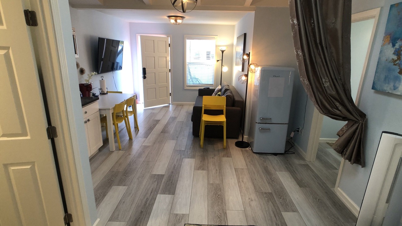 Photo of Livingroom in East San Mateo