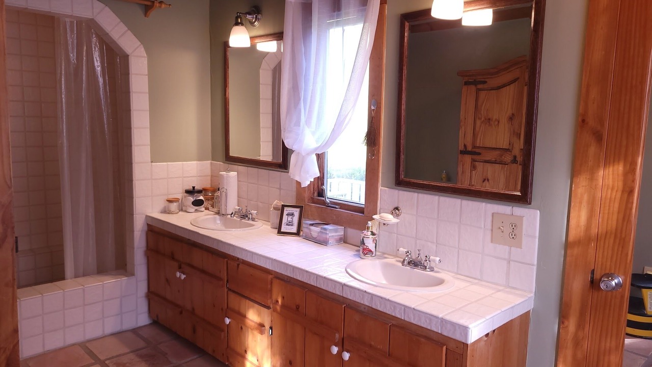 Photo of Bathroom in Martinez