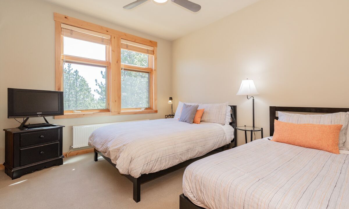 Photo of Bedroom in Mammoth Lakes