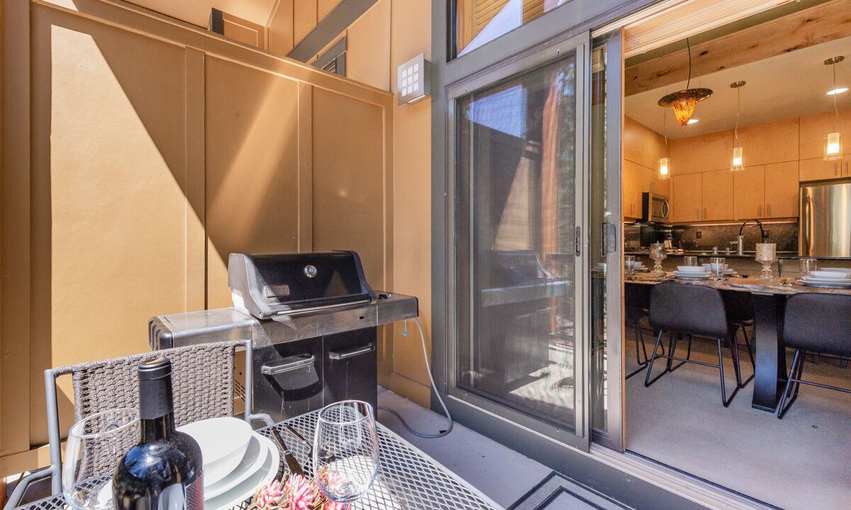 Photo of Outdoor in Mammoth Lakes