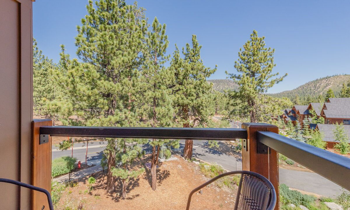 Photo of Outdoor in Mammoth Lakes