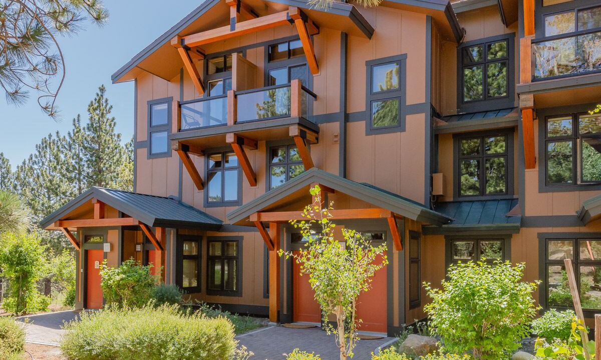 Photo of Outdoor in Mammoth Lakes