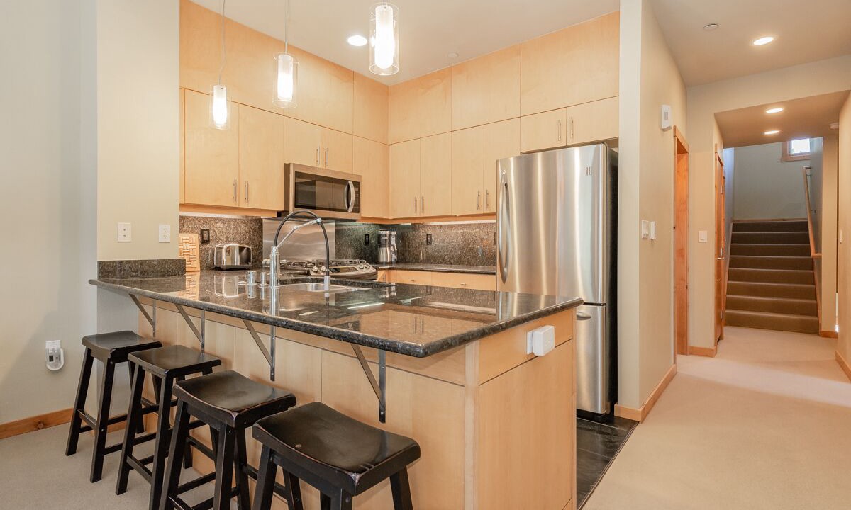 Photo of Kitchen in Mammoth Lakes