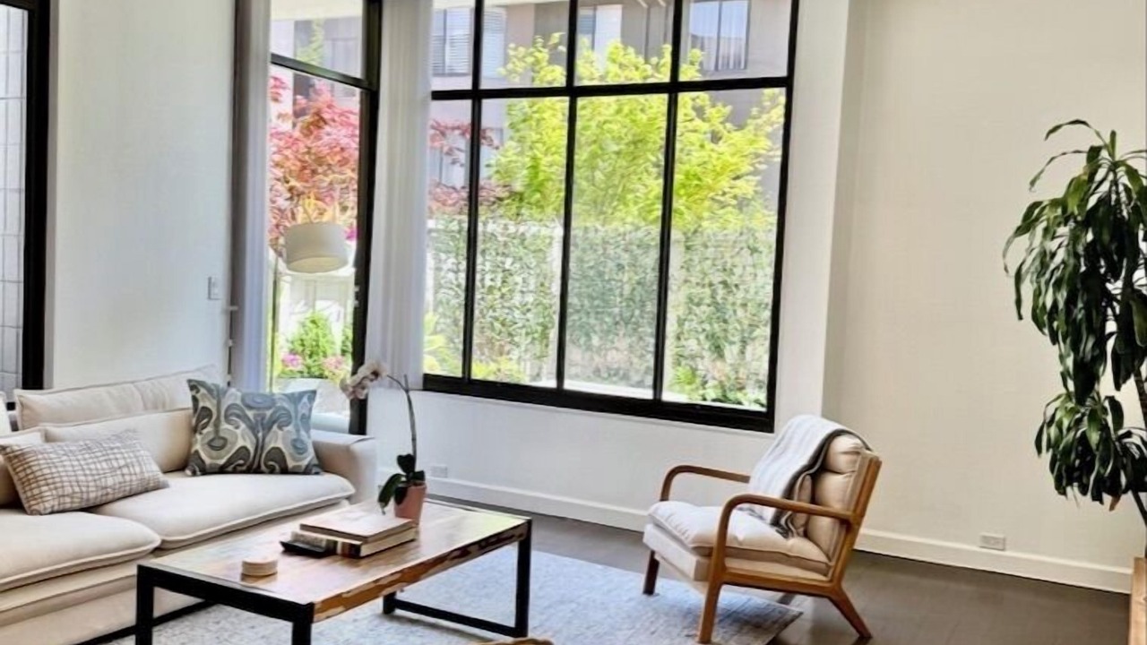 Photo of Livingroom in North Beach