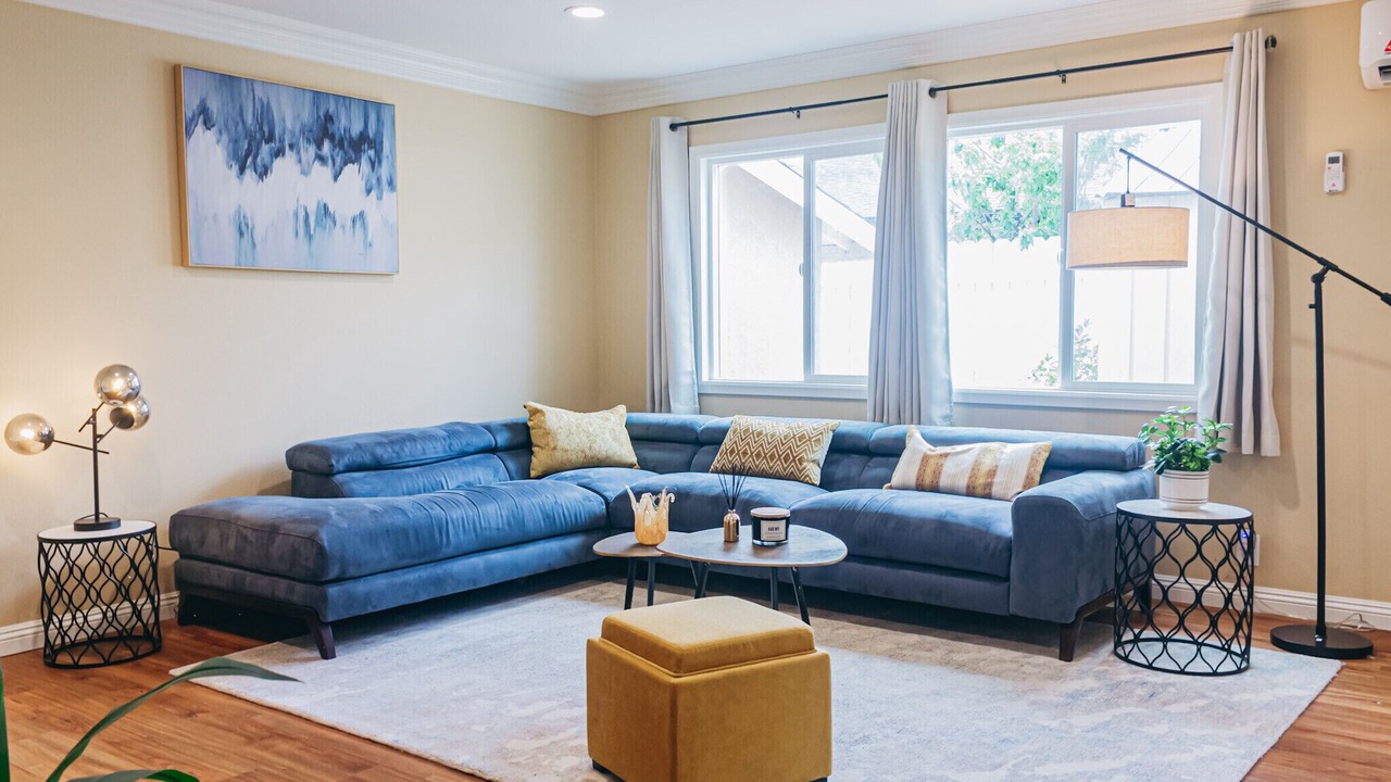 Photo of Livingroom in Costa Mesa