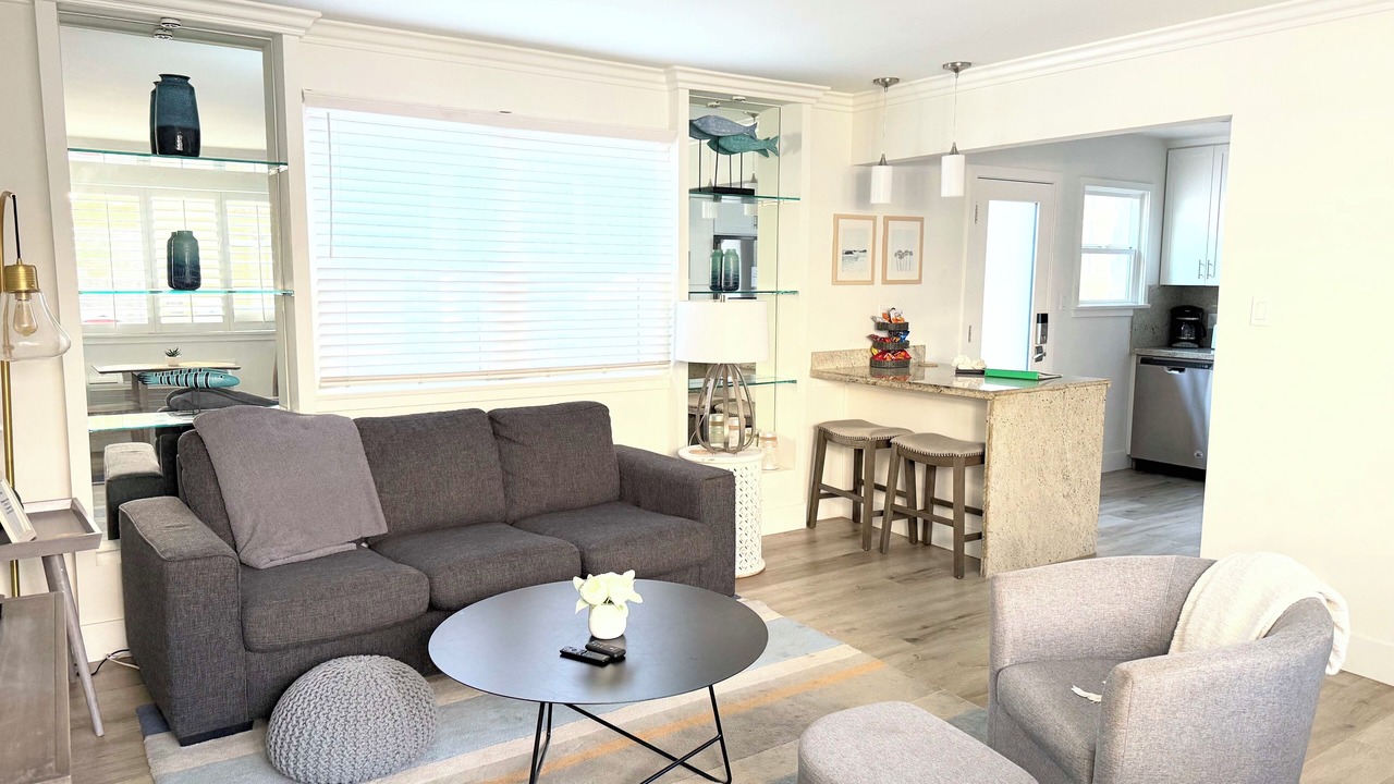 Photo of Livingroom in Corona del Mar