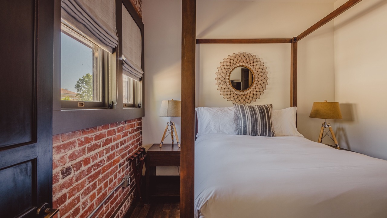 Photo of Bedroom in Downtown