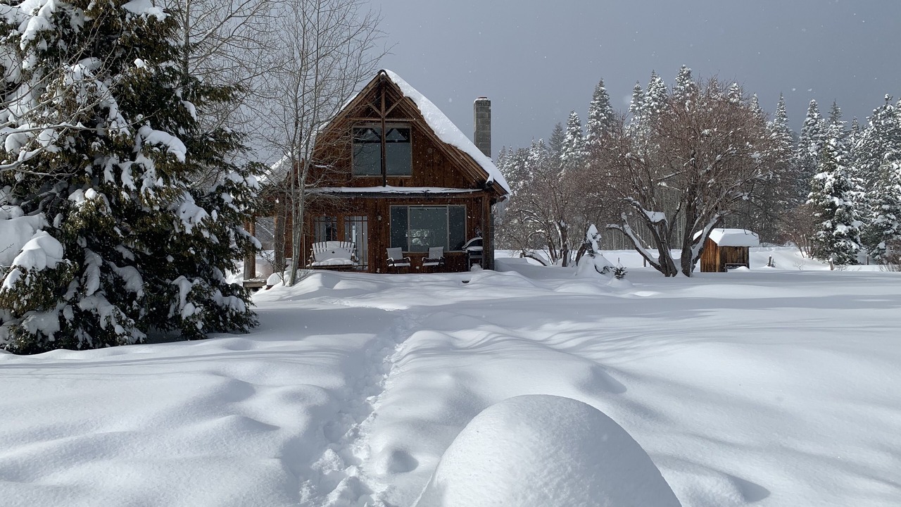 Photo of Outdoor in Ashland