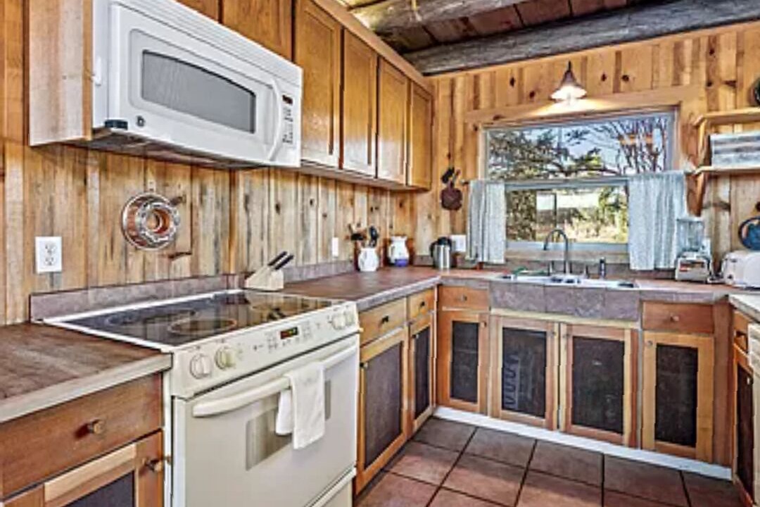 Photo of Kitchen in Ashland