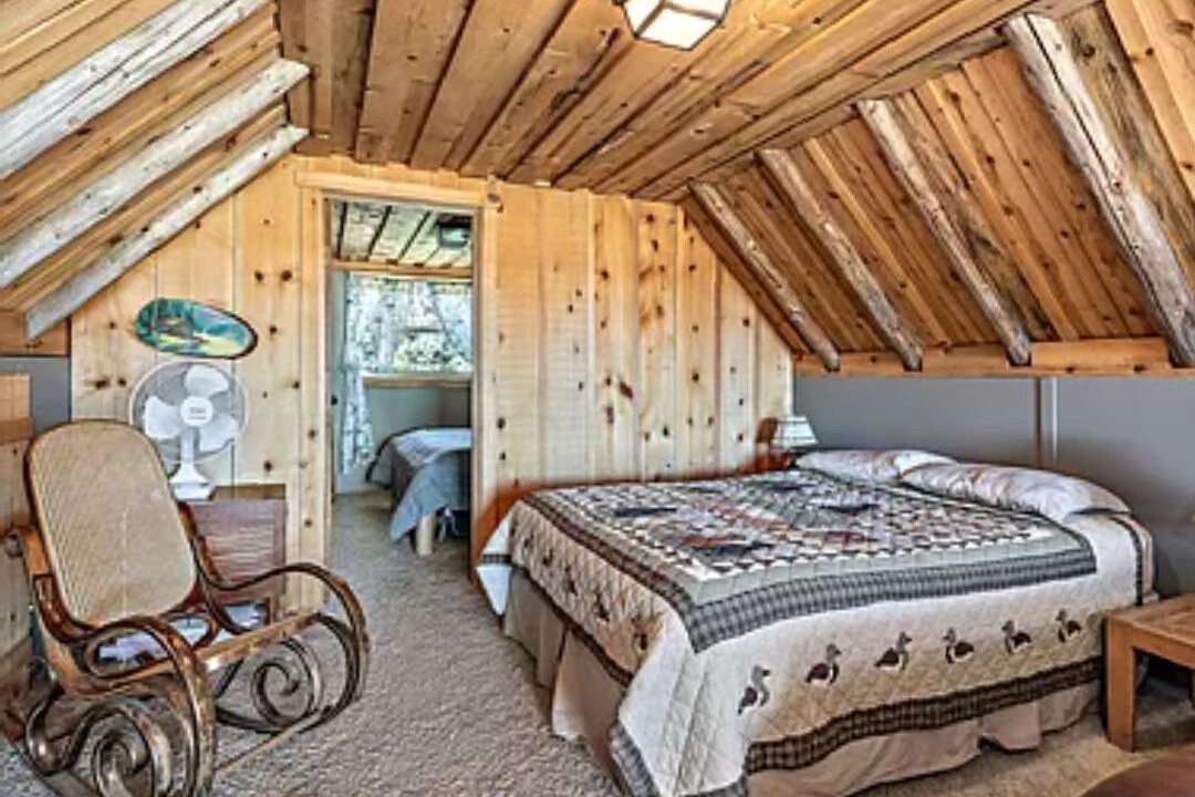 Photo of Bedroom in Ashland