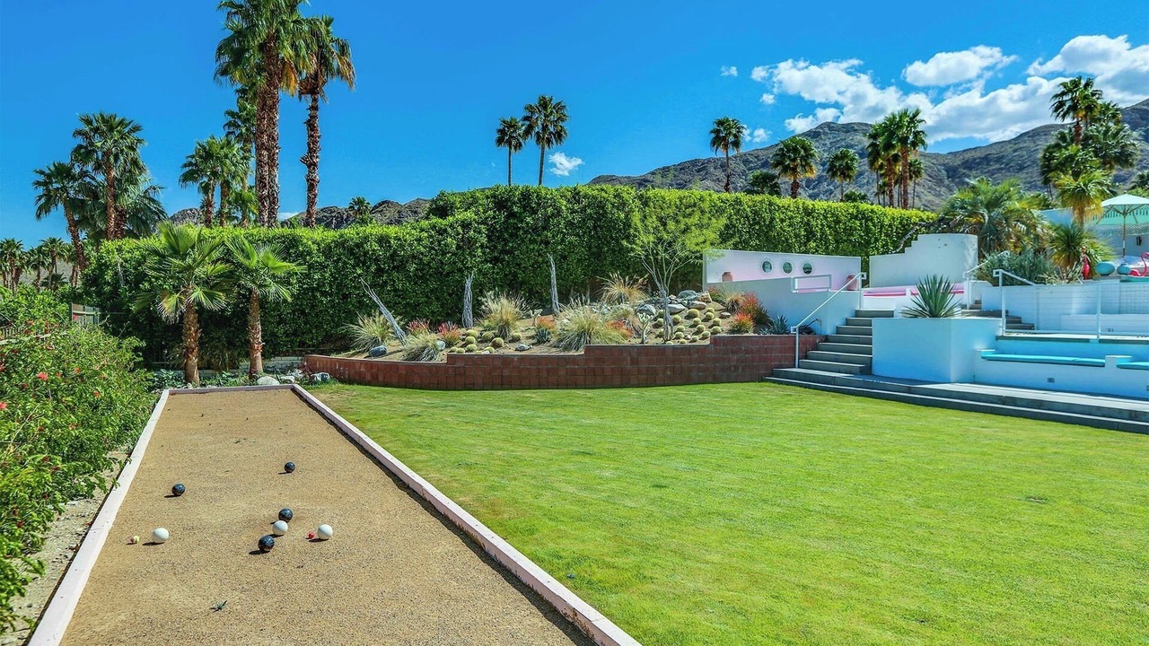 Photo of Others in Thunderbird Heights