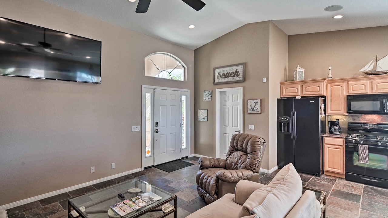 Photo of Livingroom in Mohave Valley
