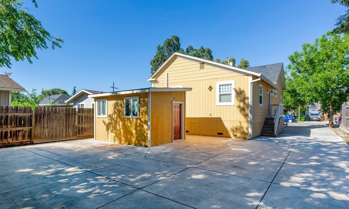 Photo of Outdoor in Northside