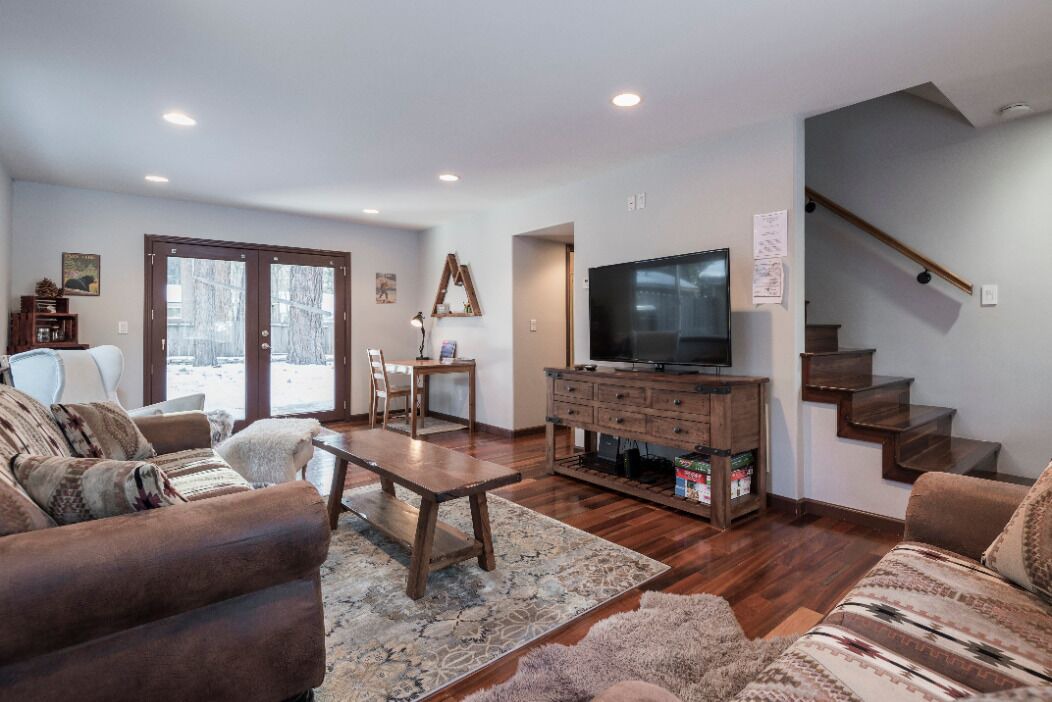 Photo of Livingroom in Tahoe Island