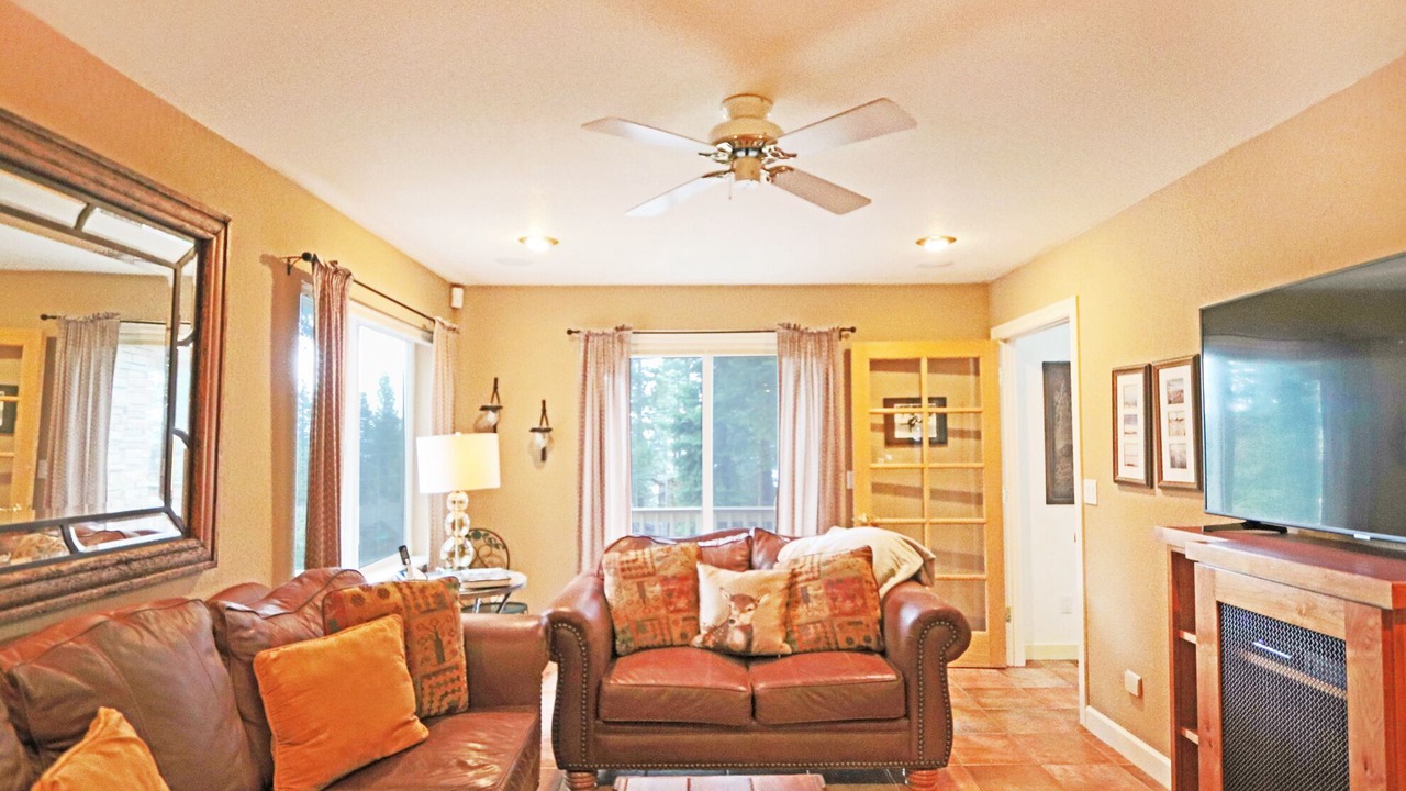 Photo of Livingroom in Tahoe Woods